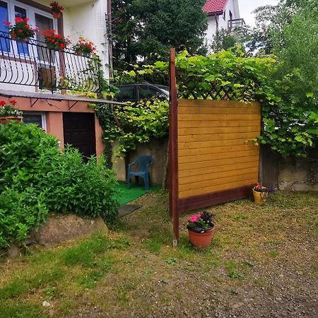 Noclegi "Marfikowe Pole" Polanczyk Luaran gambar